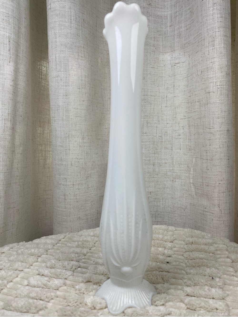 Fenton Vintage Agave Cactus Milk Glass 10” Swung Bud Vase MCM Art Glass